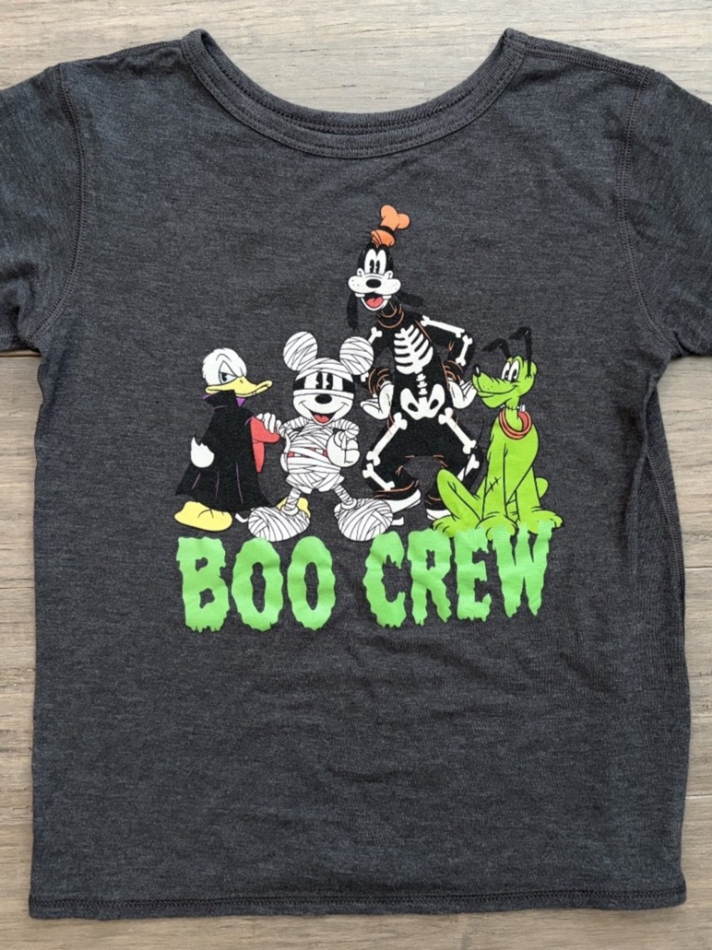 Disney Halloween T-Shirt Kids Size 7/8 Mickey, Goofy, Pluto & Donald Boo Crew